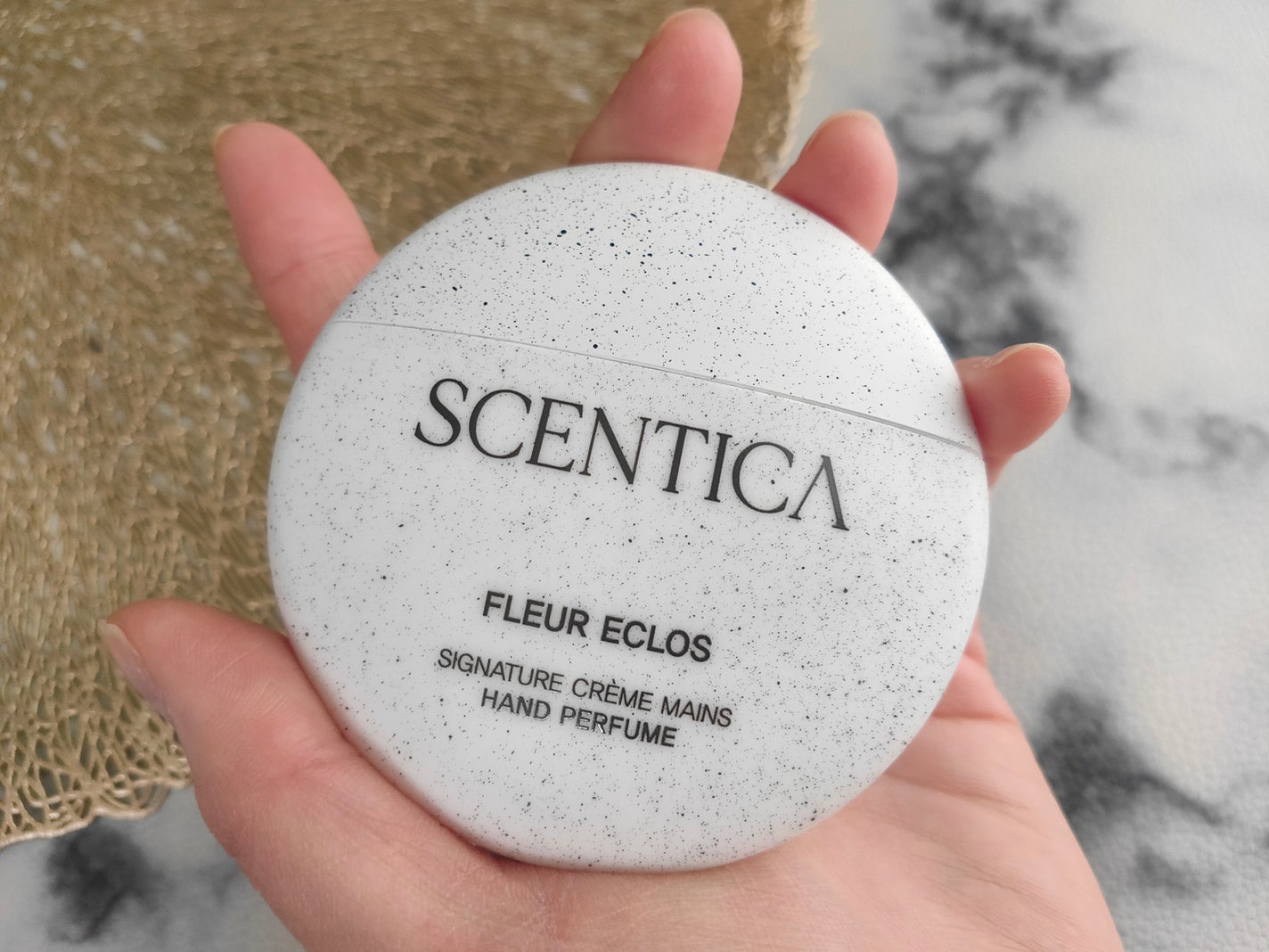 ハンドパヒューム/SCENTICA/ハンドクリームを使ったクチコミ(2枚目)