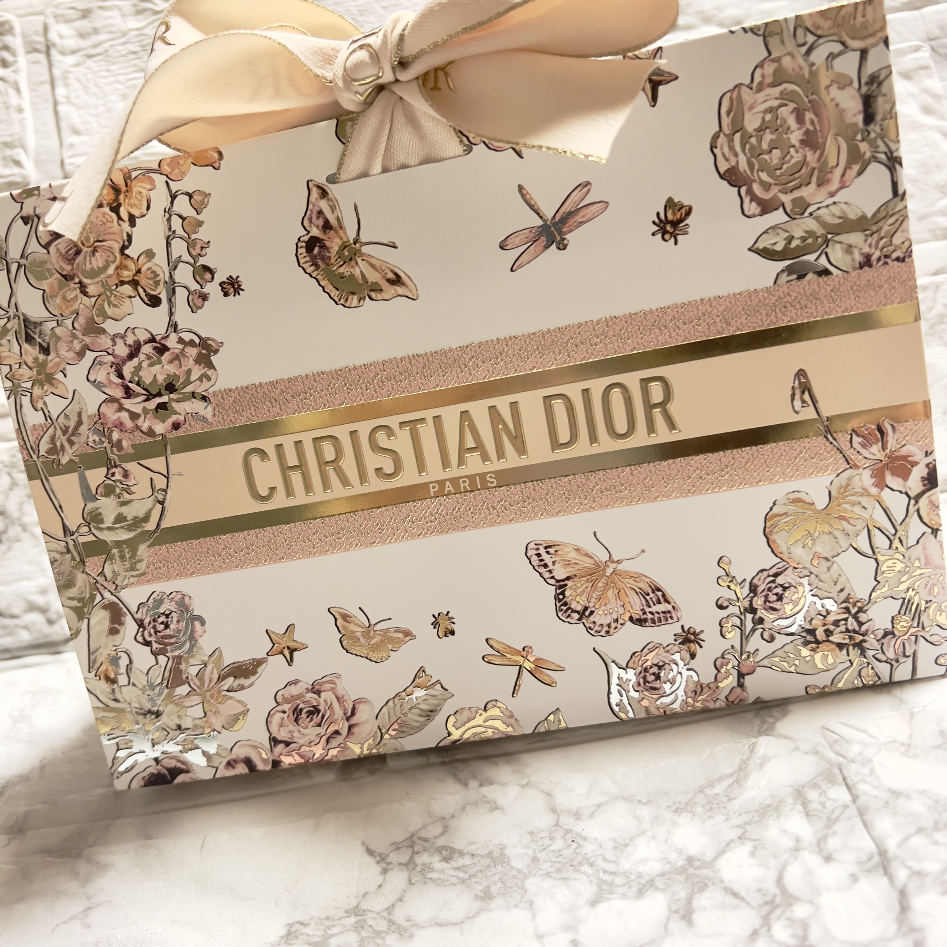 ディオール アディクト リップスティック(リフィル）/Dior/口紅を使ったクチコミ（3枚目）