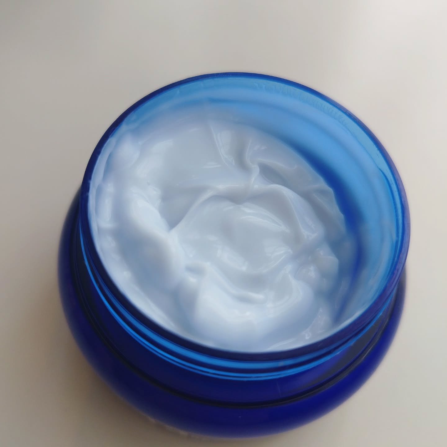 スクワラン 15.13 ミネラルウォーター 保湿ケア クリーム/parnell/フェイスクリームを使ったクチコミ（3枚目）