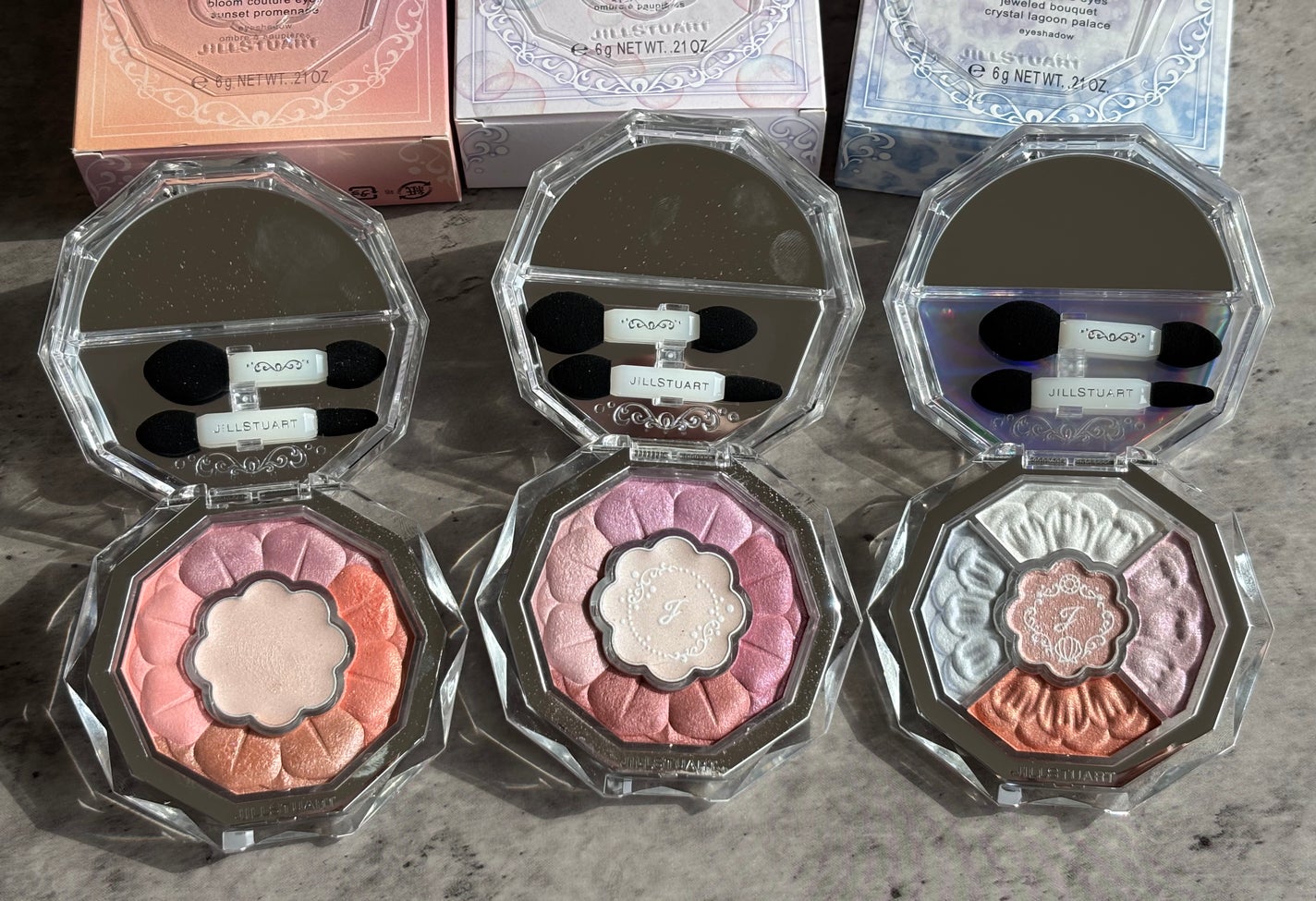 ジルスチュアート ブルームクチュール アイズ/JILL STUART/アイシャドウパレットを使ったクチコミ(1枚目)