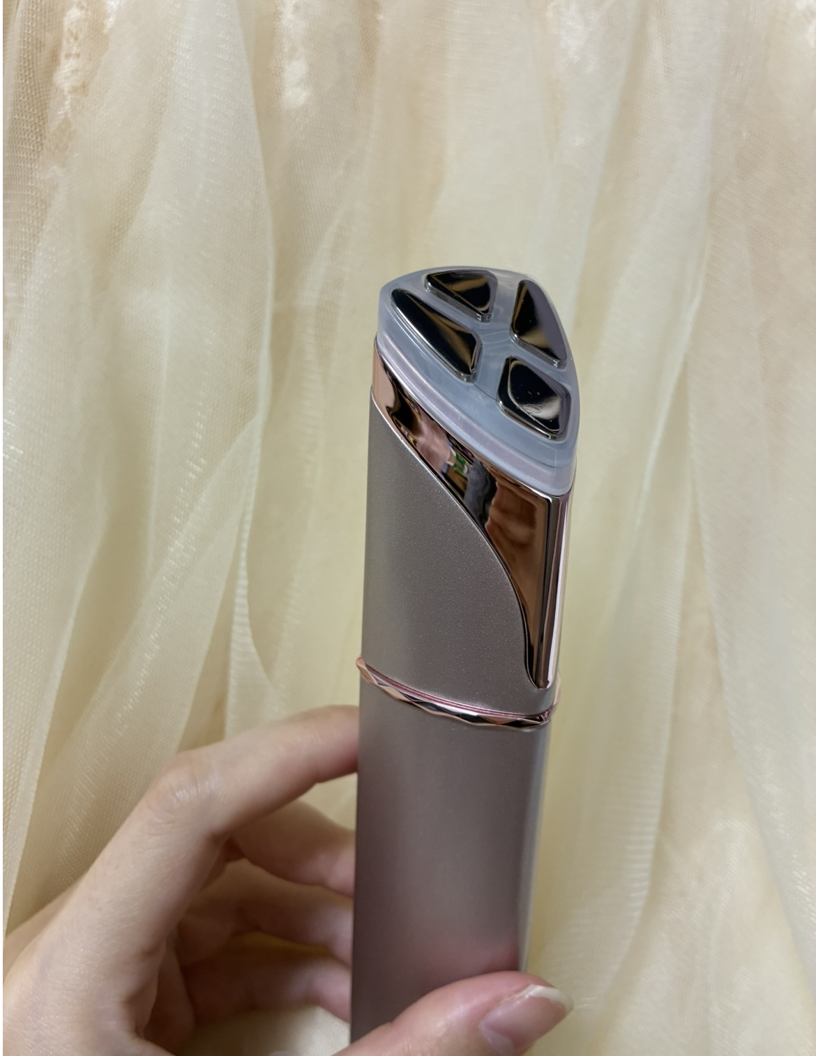 アクシージア メイト フォーアイズ/AXXZIA/美顔器・マッサージを使ったクチコミ（3枚目）