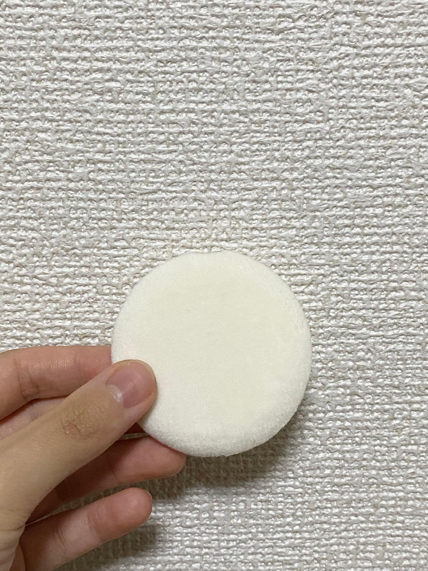 コスメ好きのくま🐻 on LIPS 「パウダーパフ・ドラッグストアで購入したパウダーパフです!・値段..」(3枚目)