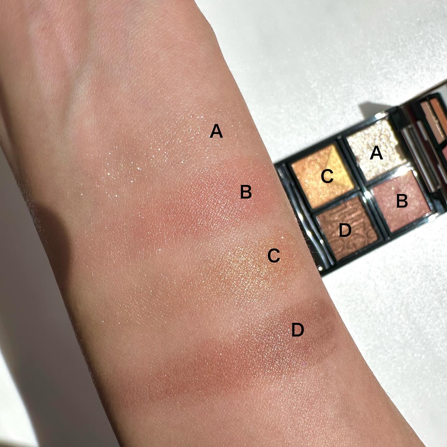 ドラマティックアイカラー (パウダー)/(クリーム)/マキアージュ/アイシャドウパレットを使ったクチコミ（3枚目）