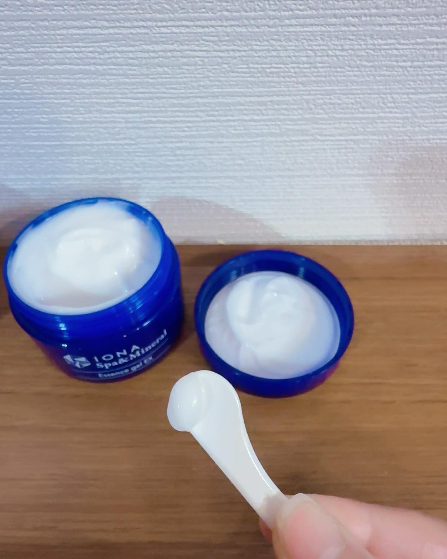 エッセンス ジェル EX/イオナ スパ&ミネラル/オールインワン化粧品を使ったクチコミ(5枚目)