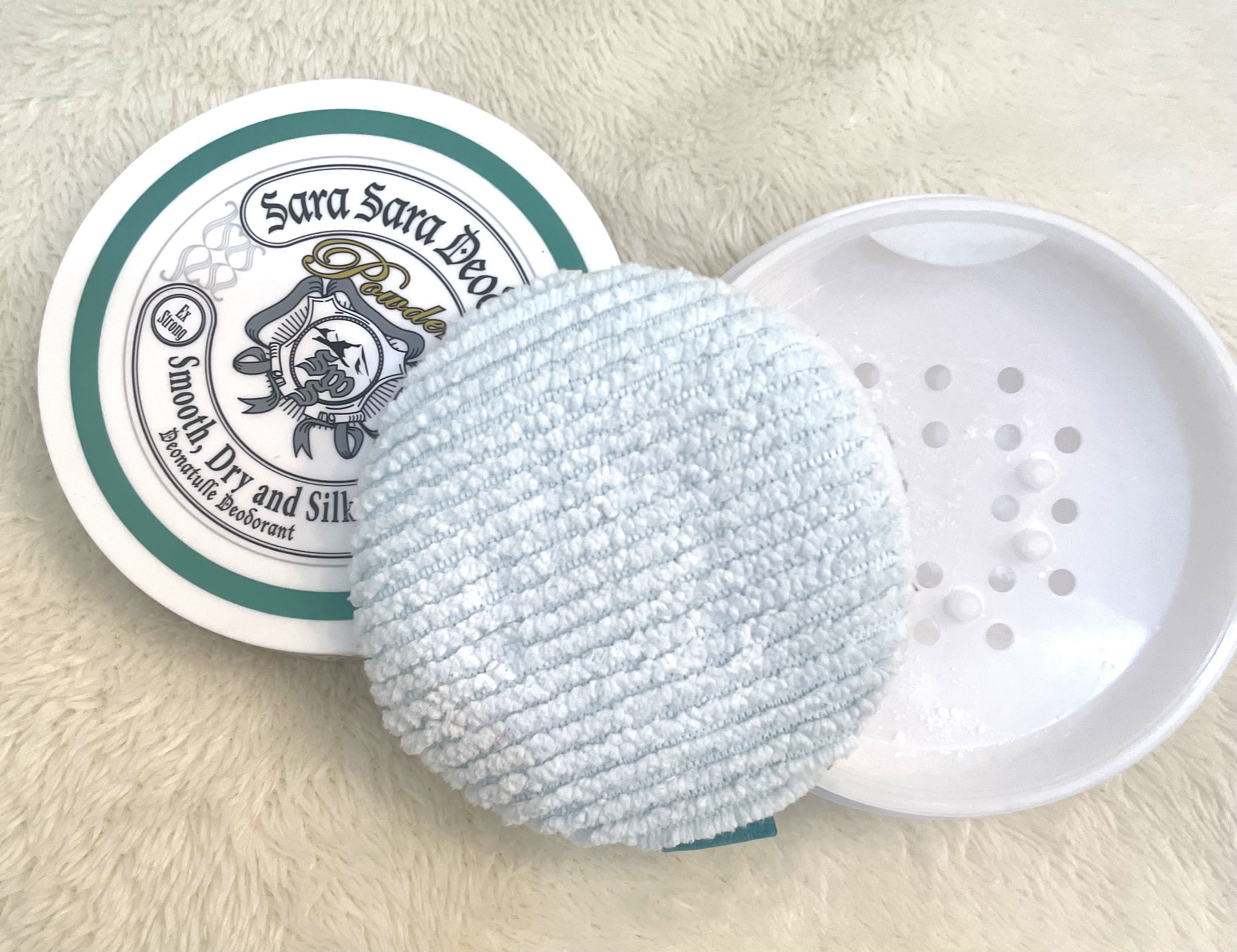 薬用さらさらデオドラントパウダー つめかえ用/デオナチュレ/デオドラント・制汗剤を使ったクチコミ（2枚目）