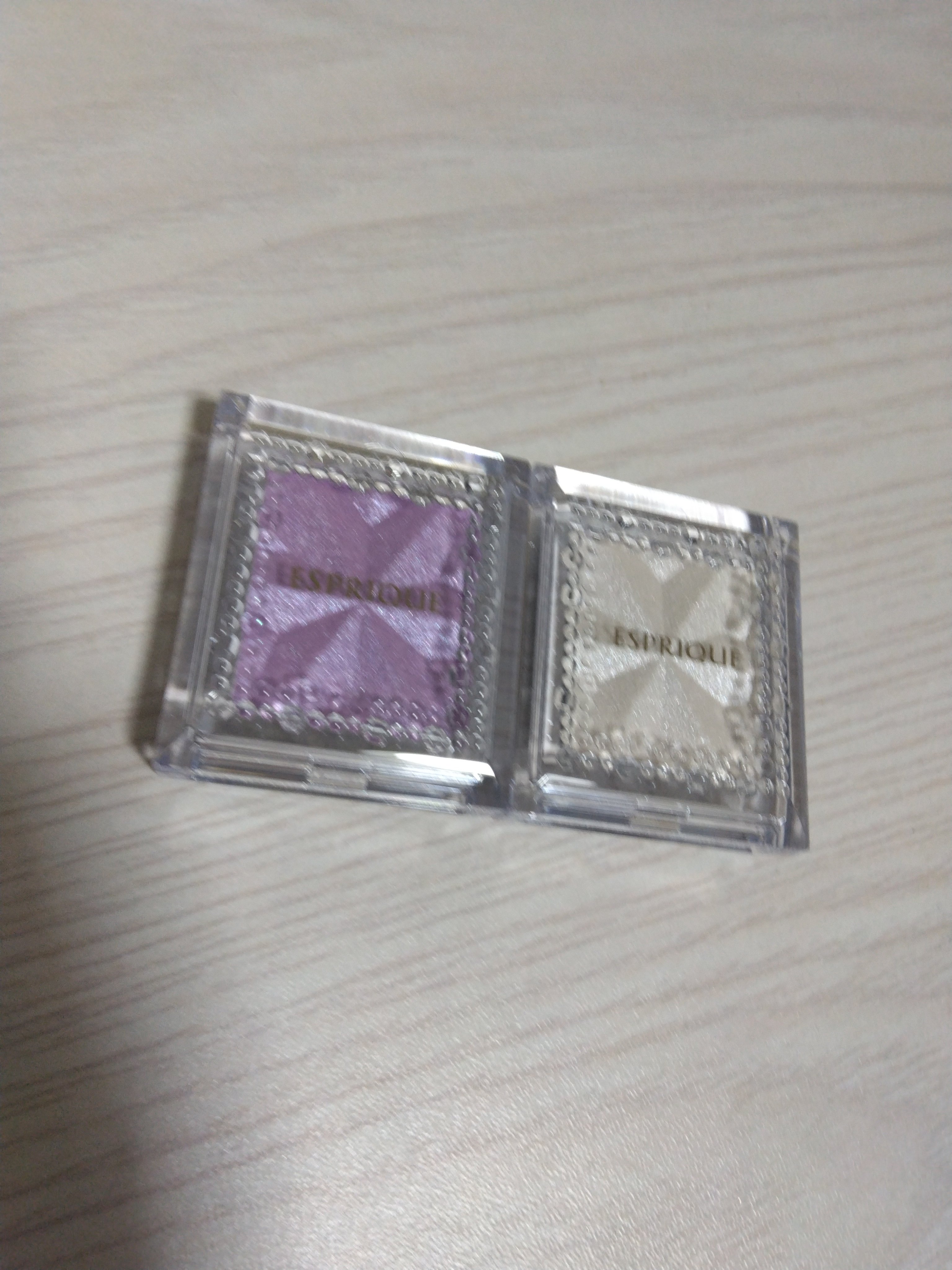 ESPRIQUE セレクト アイカラー Ｎのクチコミ「✨今日のアイメイク✨

エスプリーク
セレクト アイカラー N

WT001
透明感のある
ダ.....」（1枚目）