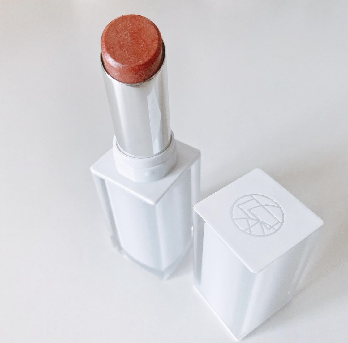 キヌケアグローアップ グリーム/shu uemura/口紅を使ったクチコミ（2枚目）