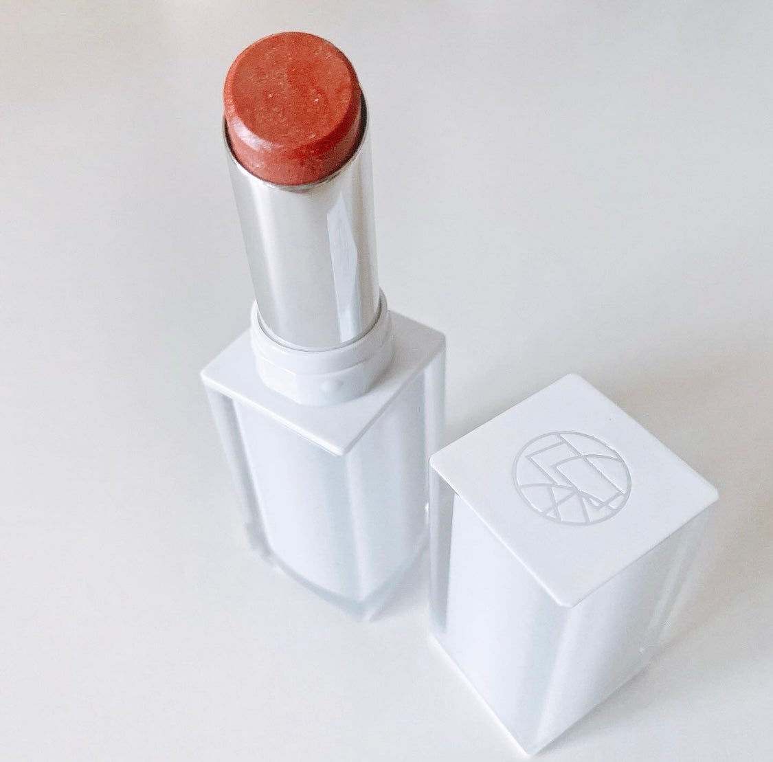 キヌケアグローアップ グリーム/shu uemura/口紅を使ったクチコミ(2枚目)