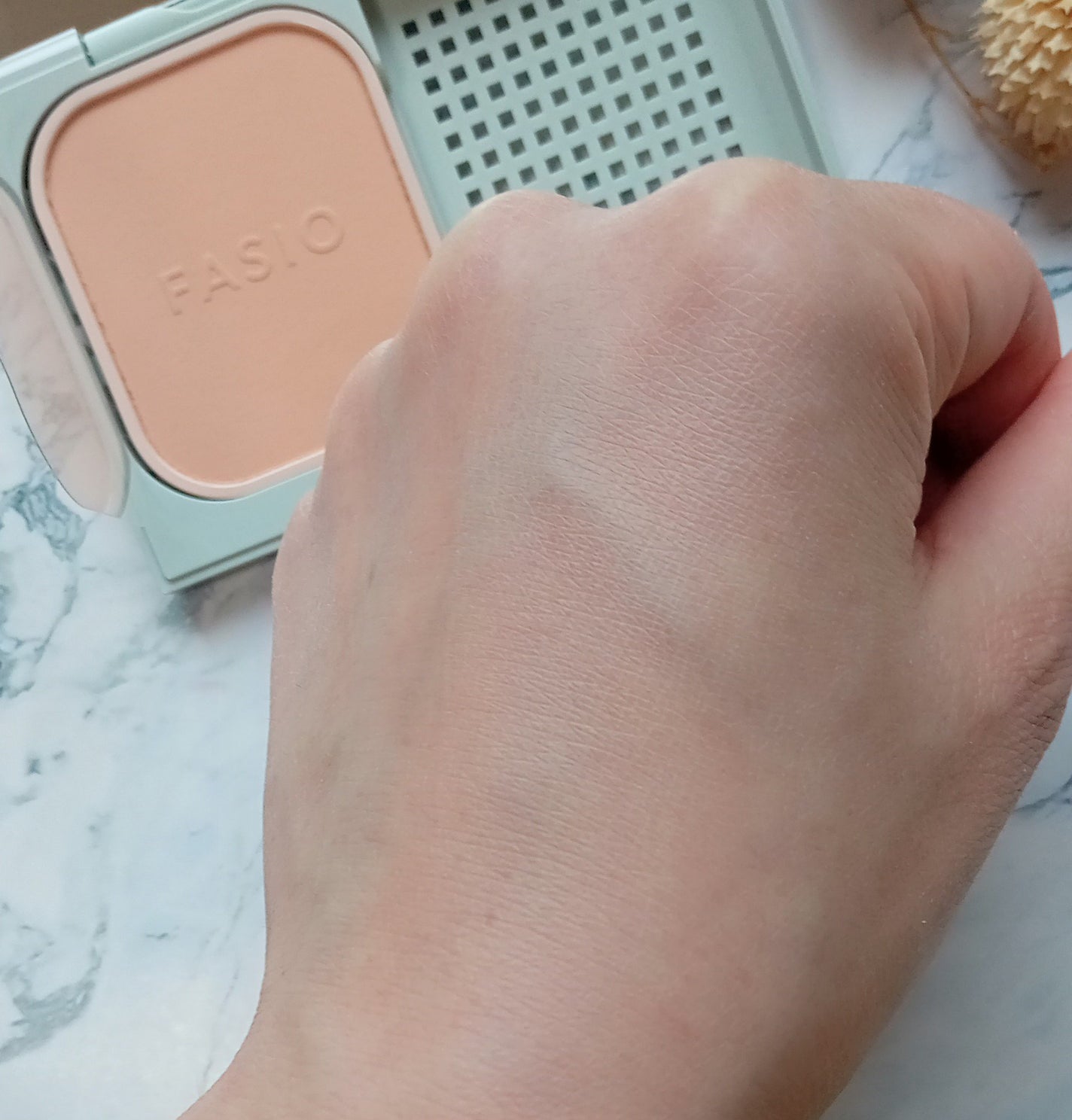 ヒトヌリカバー 耐久ファンデーション/FASIO/パウダーファンデーションを使ったクチコミ(4枚目)
