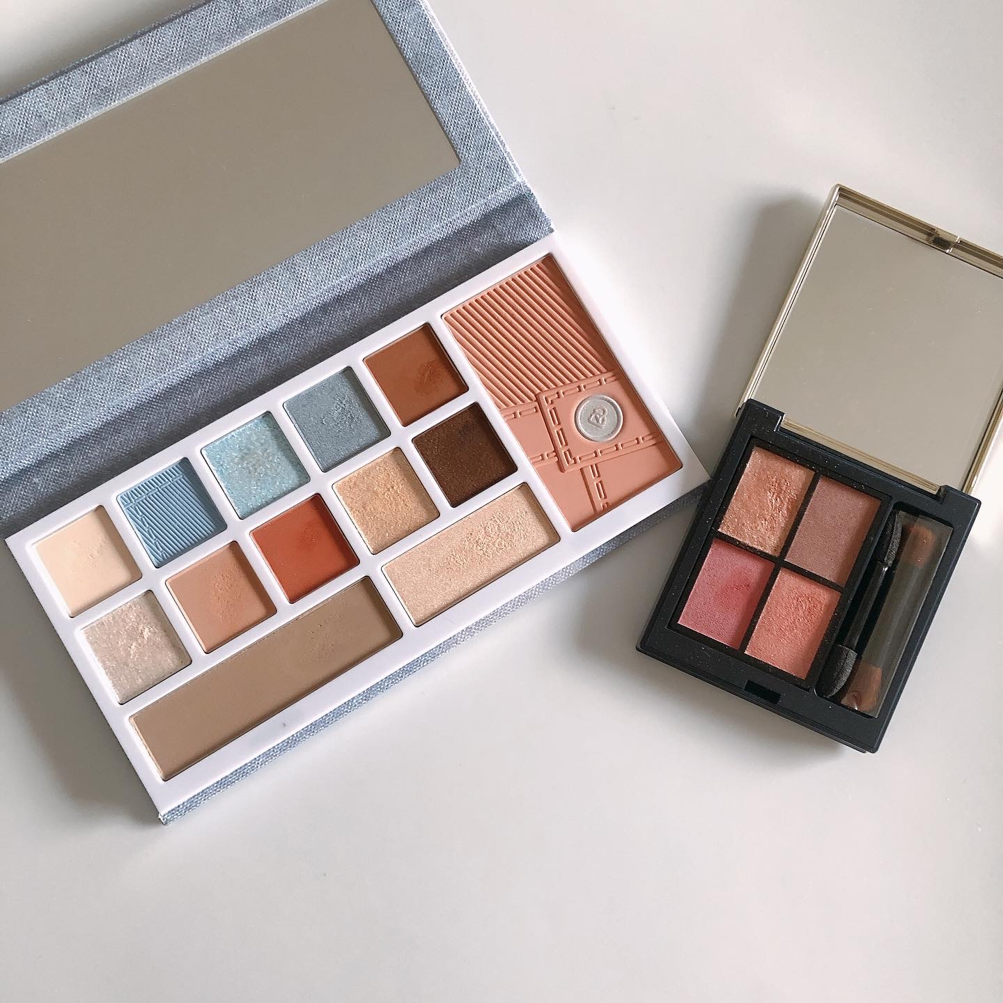 推し活🩷️️🩵
*
.
.
.
閲覧、いいね、いつもありがとうございます❁⃘*.ﾟ
.
.
珍しくこちらで娘絡みの投稿を…🤫
娘の推し活をした日のメイク🩷️️🩵
.
.
⋆┈┈┈┈┈┈┈┈┈┈┈┈┈┈┈⋆
#パーフェクトダイアリー