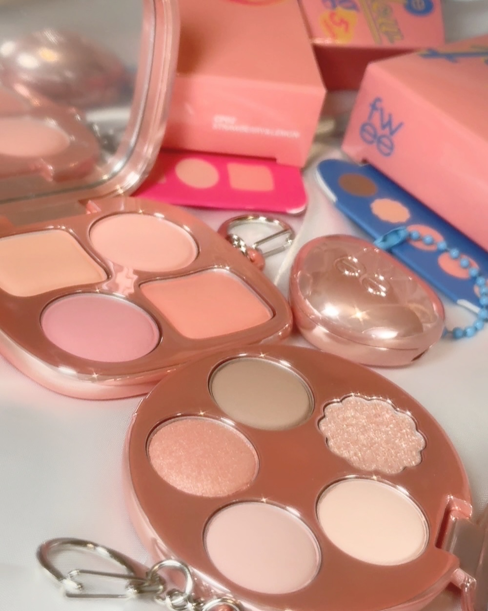 フィー ポケットアイパレット/fwee/アイシャドウパレットを使ったクチコミ（1枚目）