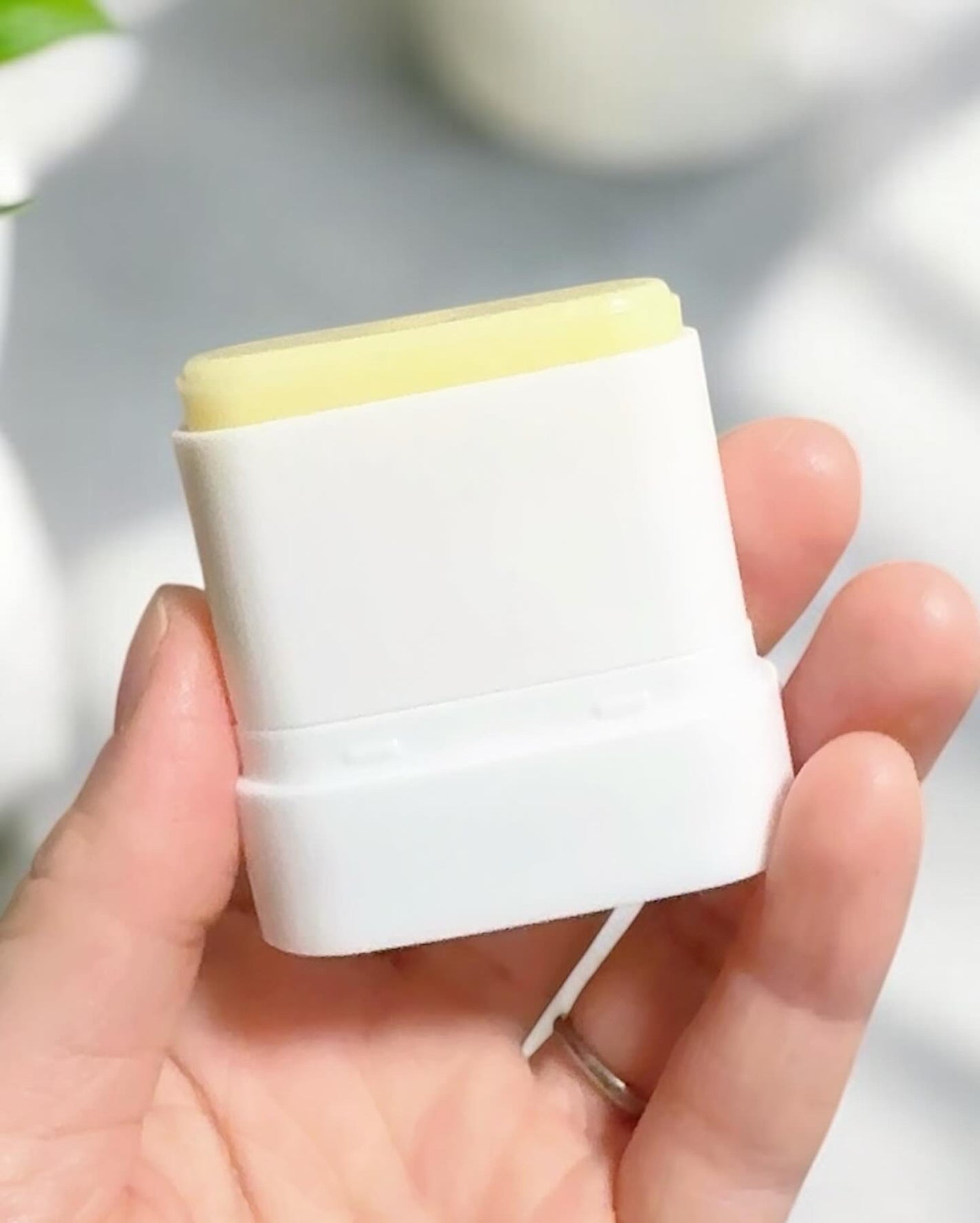 センシティブポケットサンスティック/SAM'U/日焼け止めスティックを使ったクチコミ(4枚目)