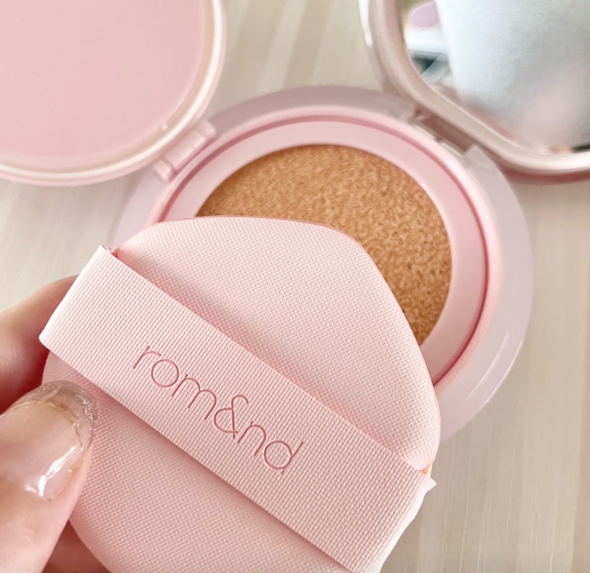 ブルームインカバーフィットクッション #21N ナチュラル/rom&nd/クッションファンデーションを使ったクチコミ（3枚目）