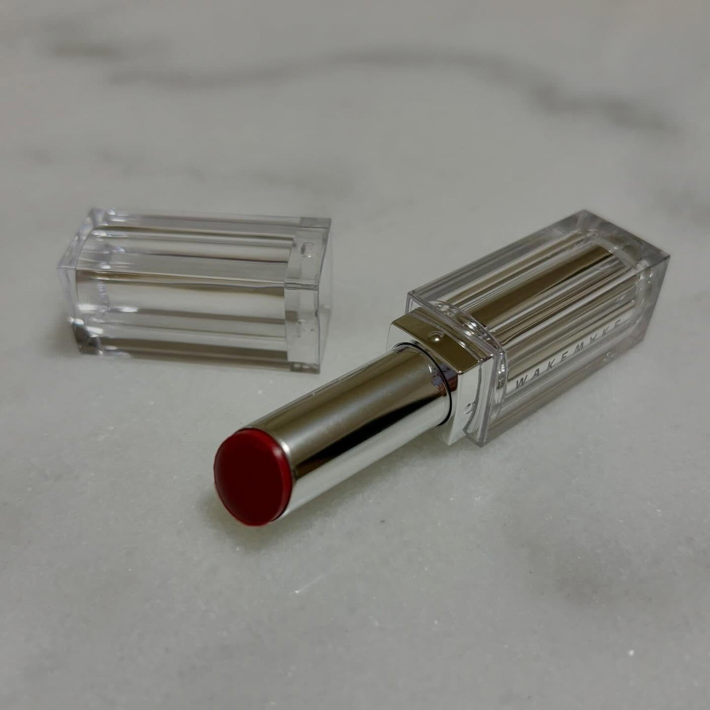 デュイジェルグレーズスティック/wakemake/口紅を使ったクチコミ(2枚目)