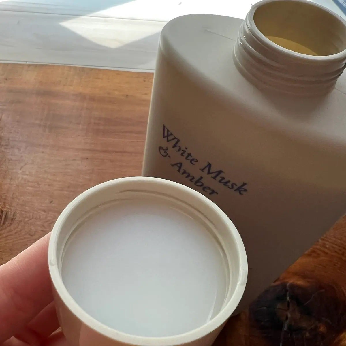 パフュームヴィーガン柔軟剤 ホワイトムスク&アンバー/LAVOIR/柔軟剤を使ったクチコミ(3枚目)