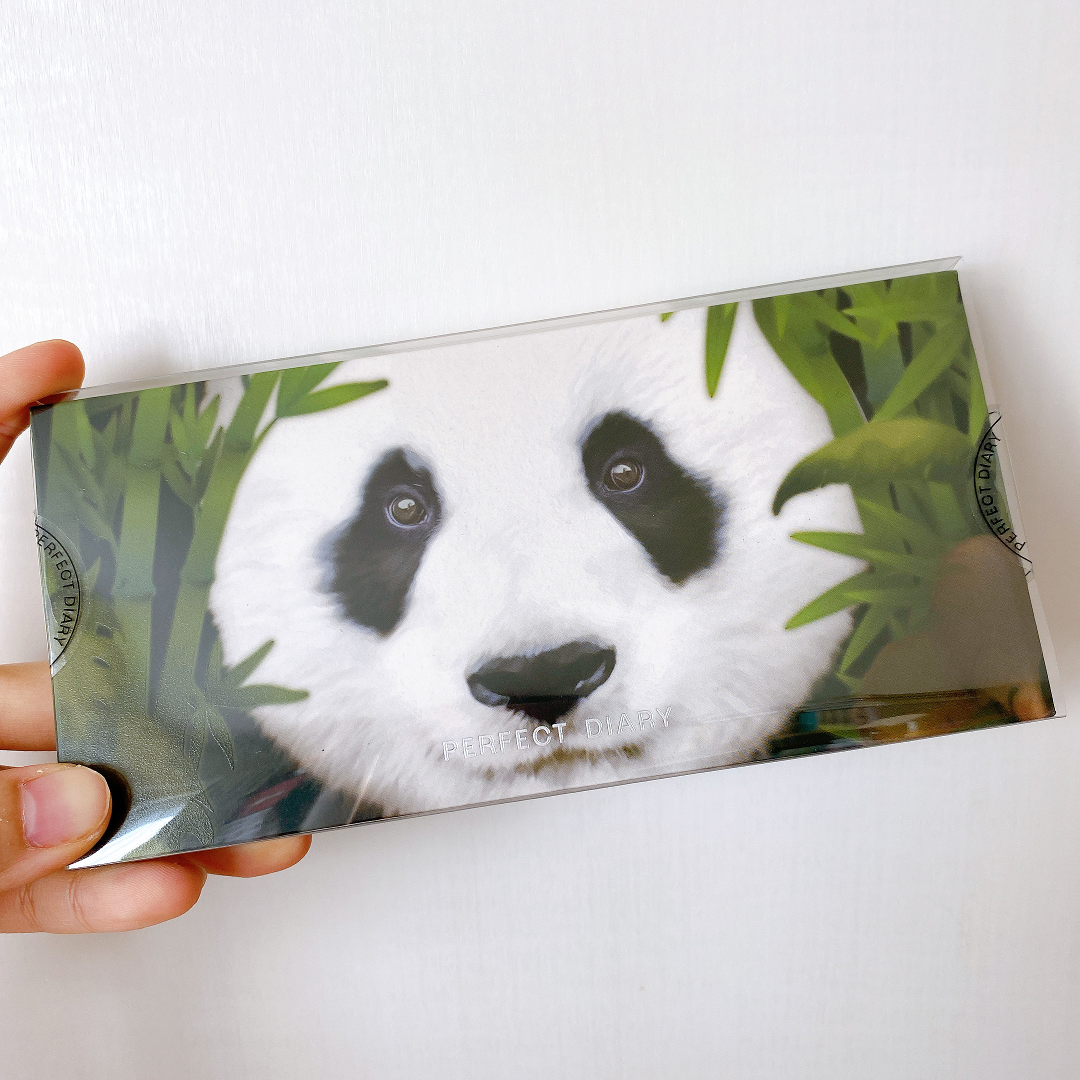 エクスプローラ12色 動物アイシャドウパレット/PERFECT DIARY/アイシャドウパレットを使ったクチコミ（1枚目）