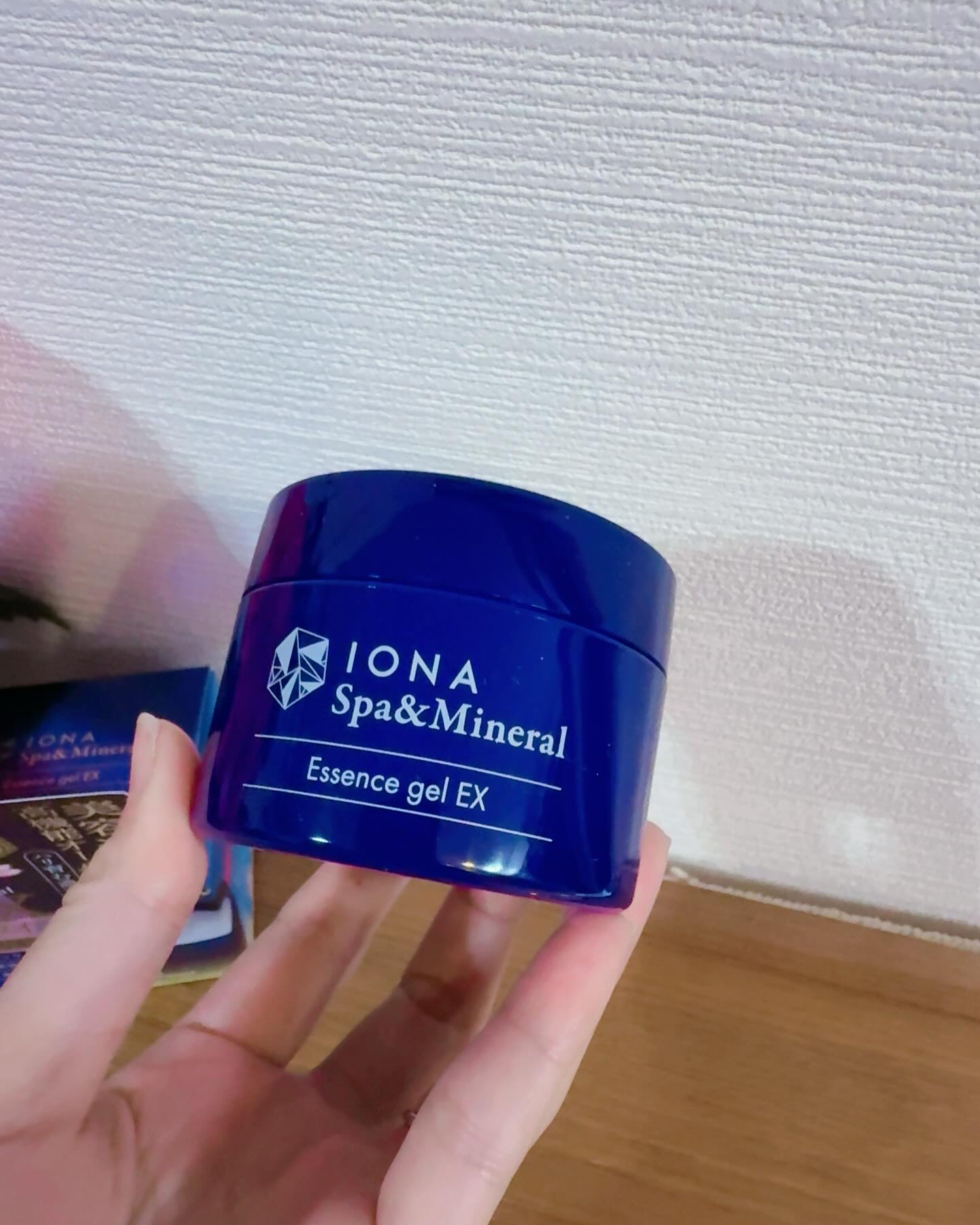 エッセンス ジェル EX/イオナ スパ＆ミネラル/オールインワン化粧品を使ったクチコミ（3枚目）
