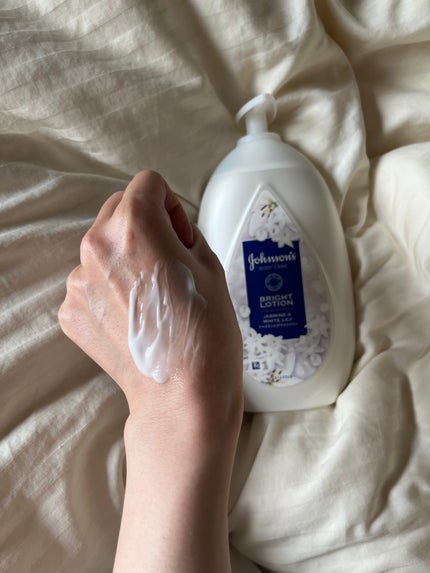 バイブラント ラディアンス アロマミルク/ジョンソンボディケア/ボディミルクを使ったクチコミ(1枚目)