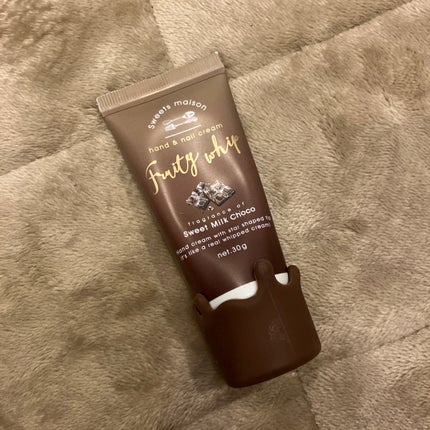 フルーティホイップハンド&ネイルクリーム ベリータルト/スウィーツメゾン/ハンドクリームを使ったクチコミ(1枚目)