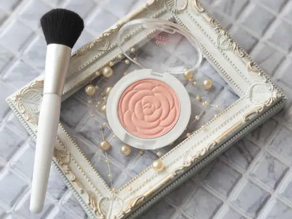 高級感のあるチーク