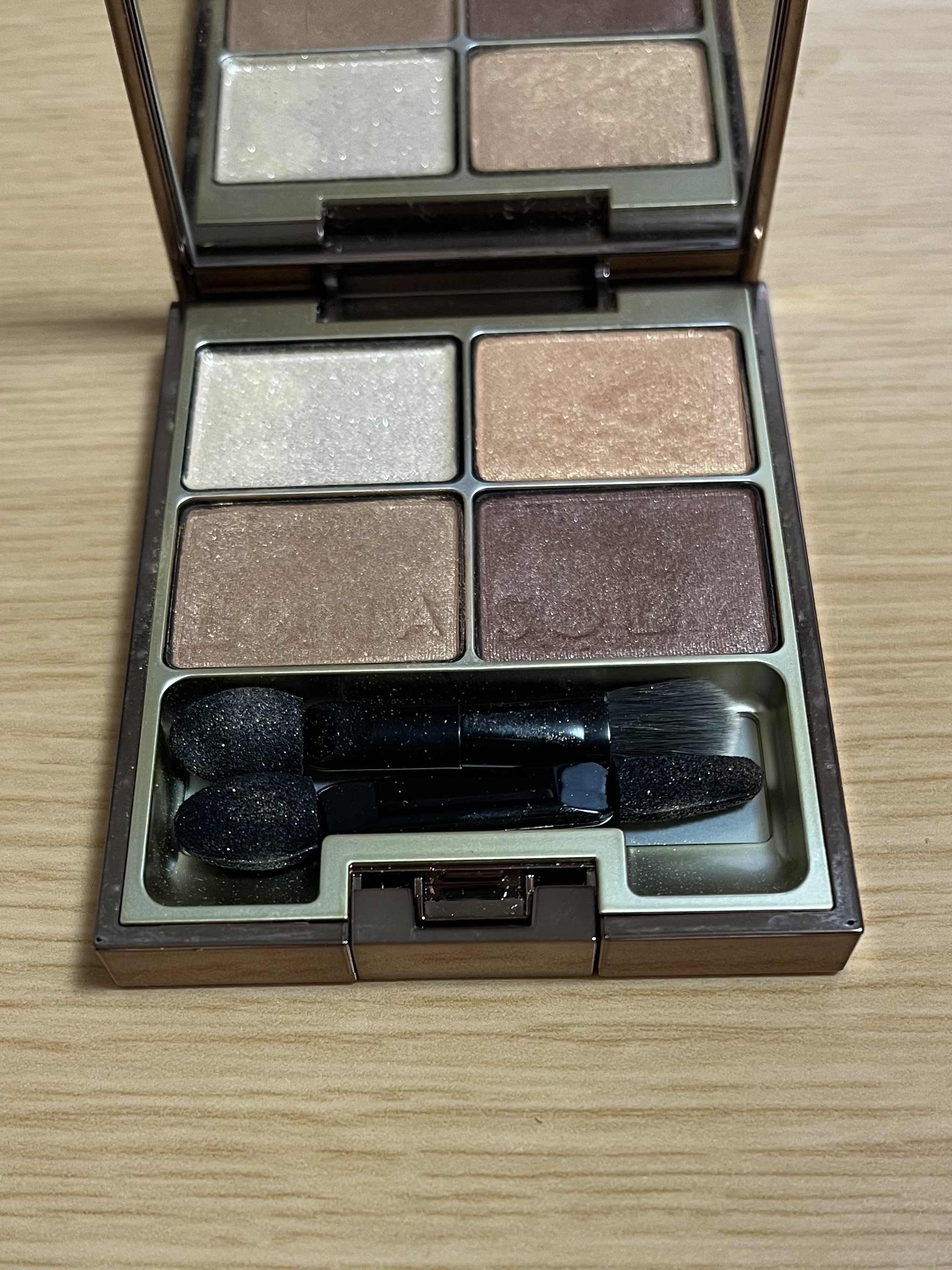 スキンモデリングアイズ/LUNASOL/アイシャドウパレットを使ったクチコミ（1枚目）