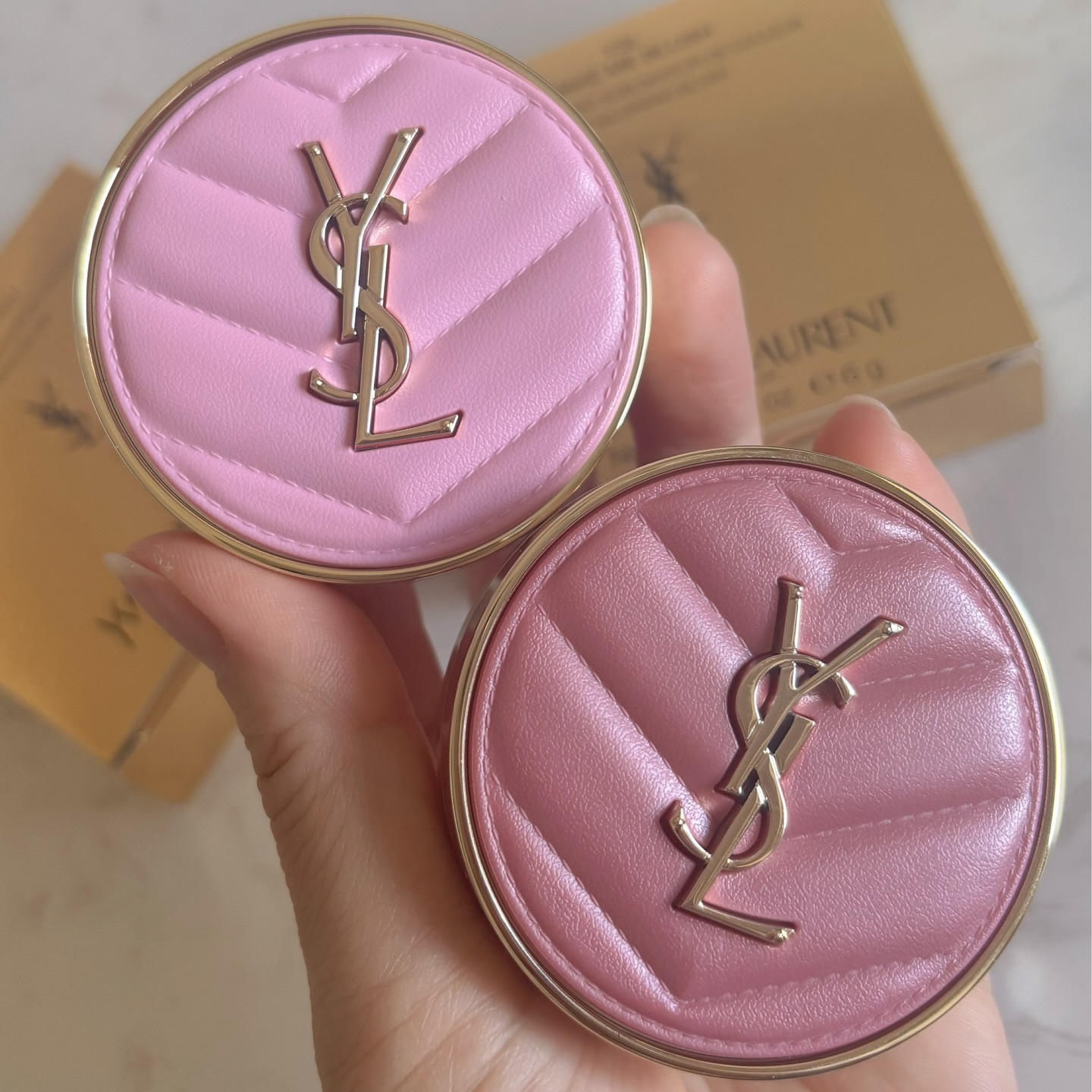 新品　YSL メイクミーブラッシュ パウダー　24 スワーヴ サンストーン 素敵でユニークな YSL メイクミーブラッシュ サンストーン