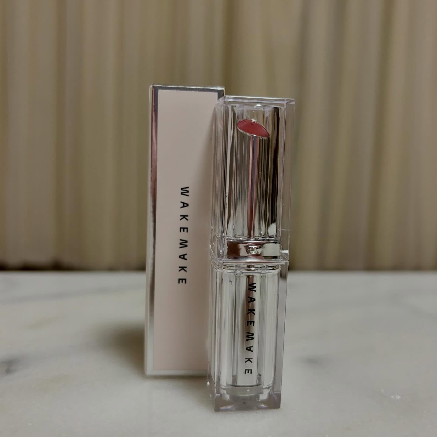 デュイジェルグレーズスティック/wakemake/口紅を使ったクチコミ（1枚目）