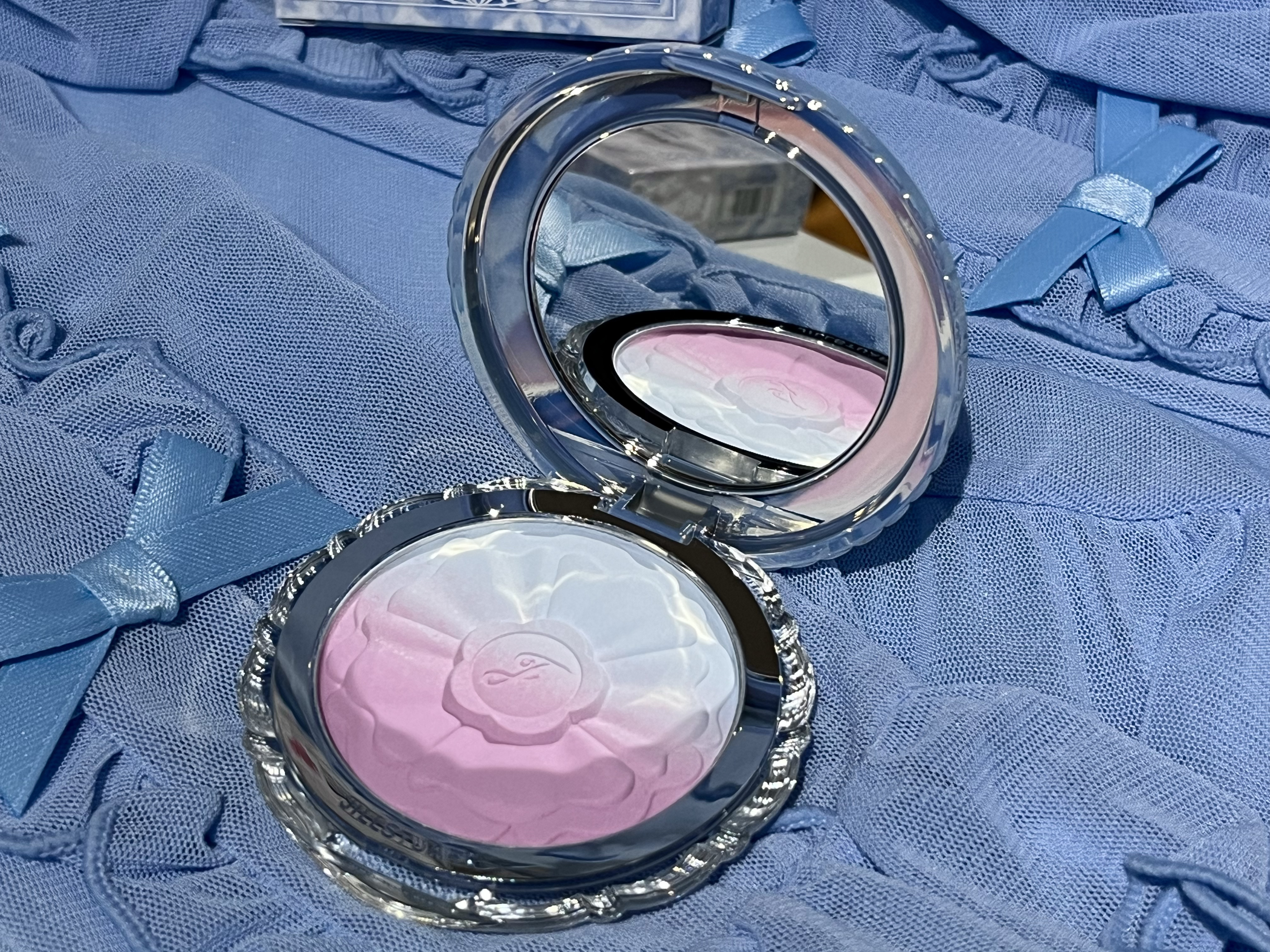 ジルスチュアート　パステルペタル ブラッシュ/JILL STUART/パウダーチークを使ったクチコミ（2枚目）