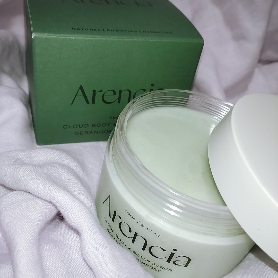 フレッシュクラウドスクラブ ゼラニウム&プリムローズ/アレンシア/ボディスクラブを使ったクチコミ（1枚目）