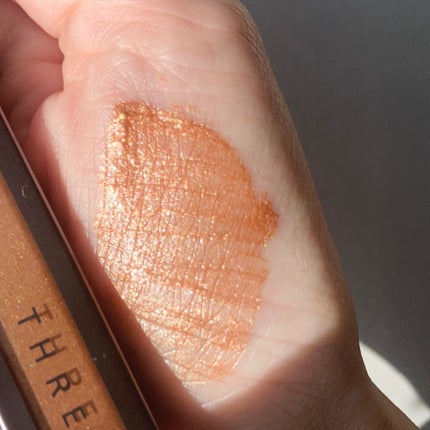 THREE ユナイテッドフルイドアイカラー/THREE/リキッドアイシャドウを使ったクチコミ(2枚目)