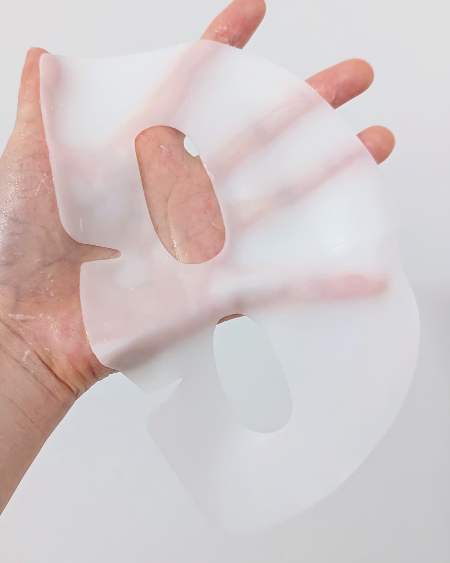 ヌーボンセル ハイドロゲルコラーゲンマスク/ブランドゥブ/シートマスク・パックを使ったクチコミ（2枚目）