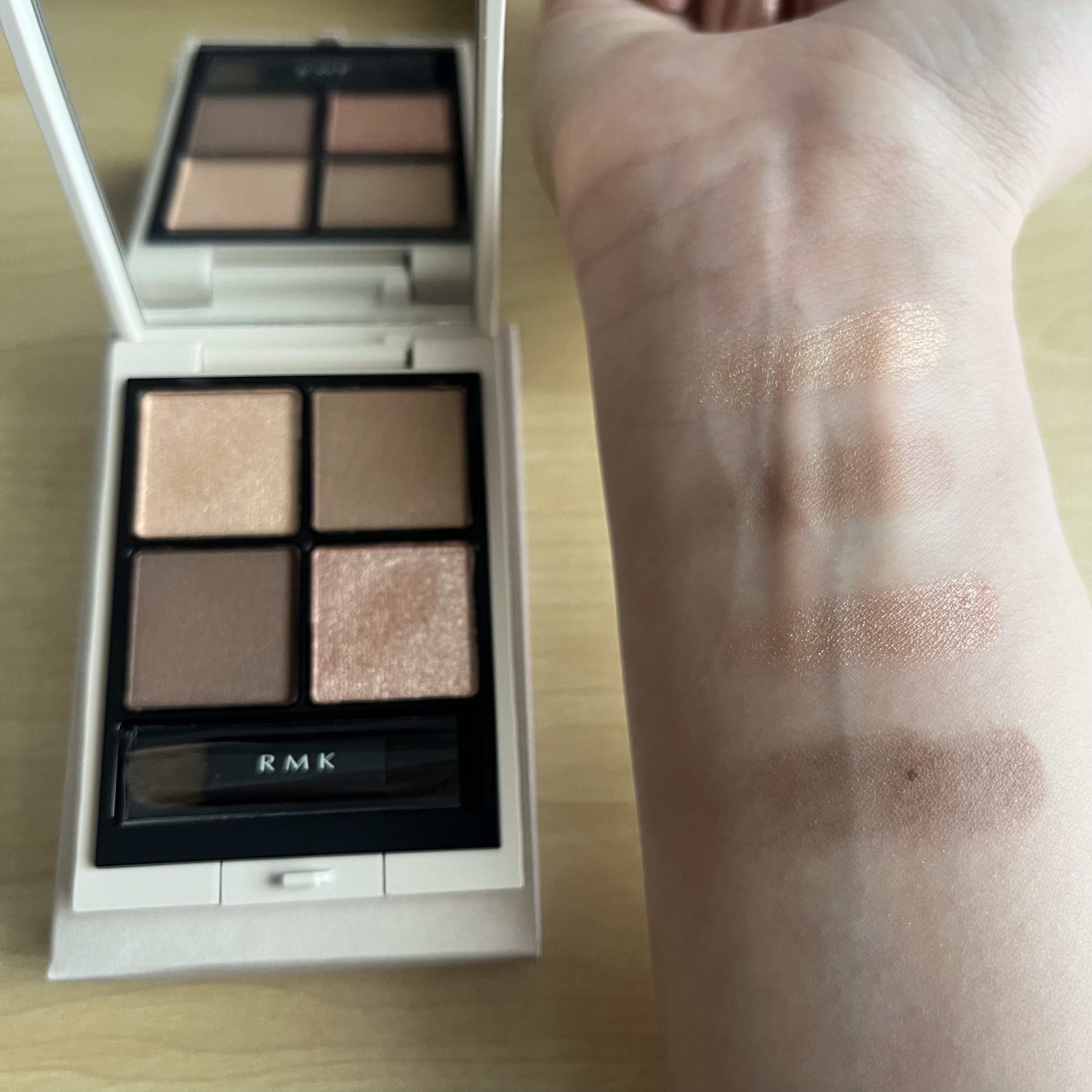 RMK シンクロマティック アイシャドウパレット/RMK/アイシャドウパレットを使ったクチコミ（2枚目）