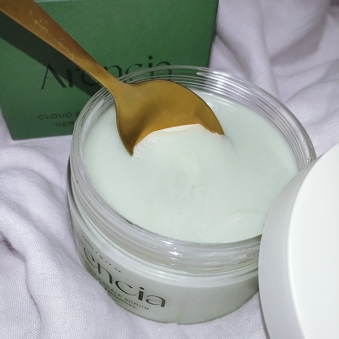 フレッシュクラウドスクラブ ゼラニウム&プリムローズ/アレンシア/ボディスクラブを使ったクチコミ（3枚目）