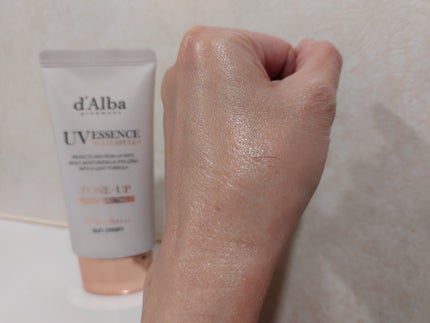 ウォータフルトーンアップサンクリーム/ダルバ/日焼け止めクリームを使ったクチコミ(4枚目)