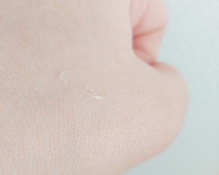 puni on LIPS 「CHOOSYデイニードルリップ唇に欲しいケアがこれ1本で完結!..」(6枚目)