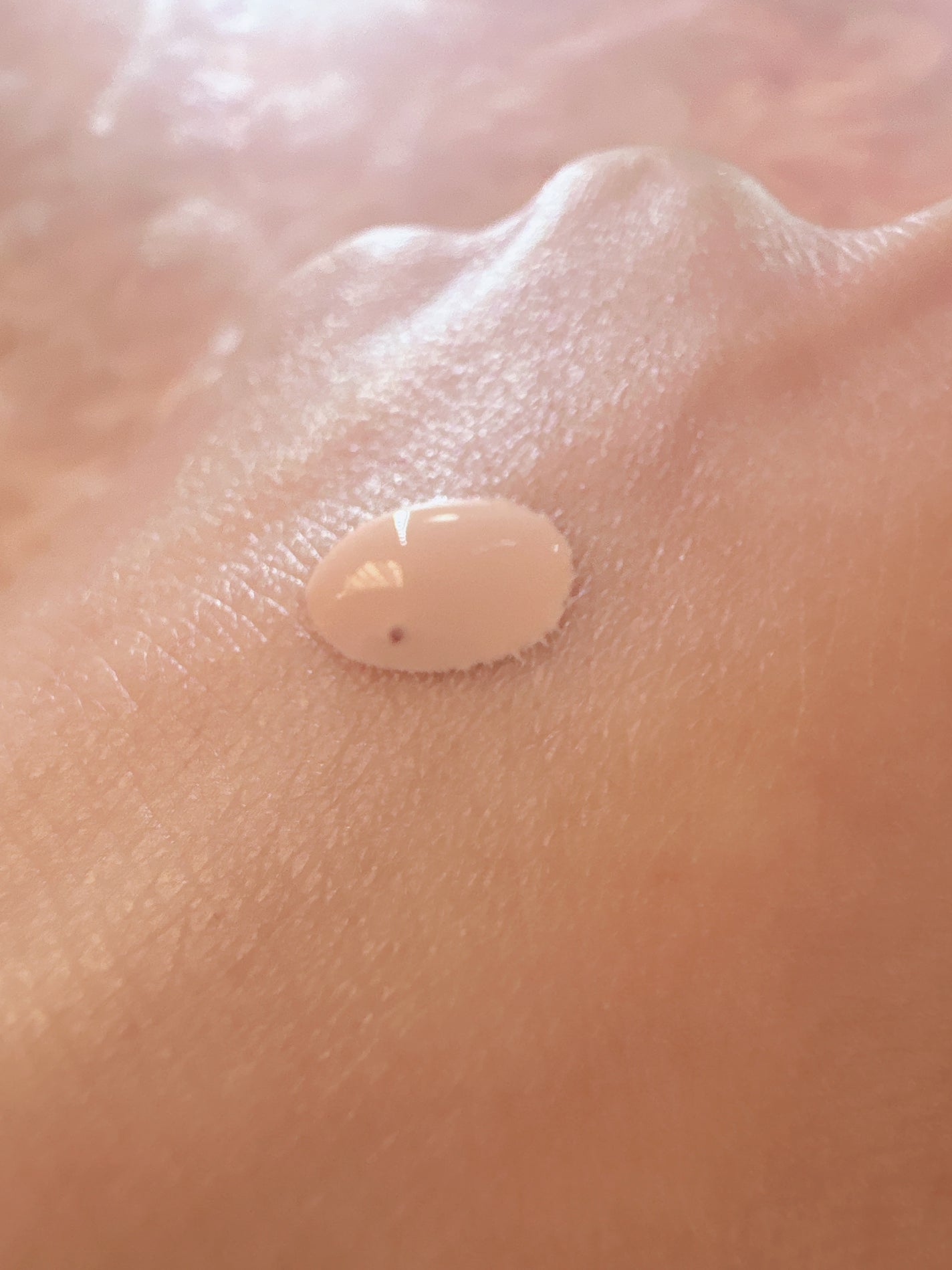 クレ・ド・ポー ボーテ ヴォワールルミヌ/クレ・ド・ポー ボーテ/化粧下地を使ったクチコミ(3枚目)