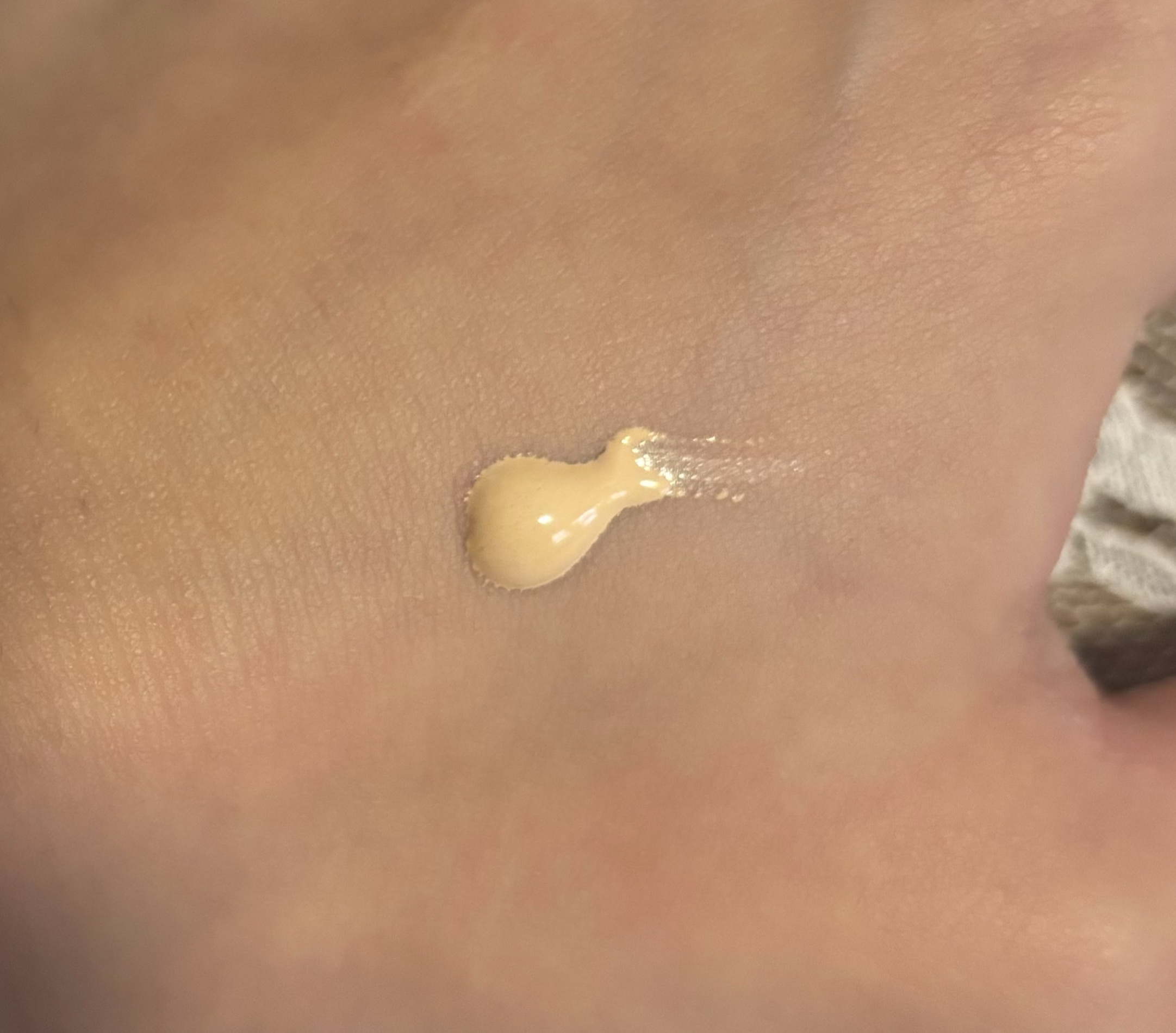 マスクフィットトーンアップエッセンス/TIRTIR(ティルティル)/化粧下地を使ったクチコミ（2枚目）