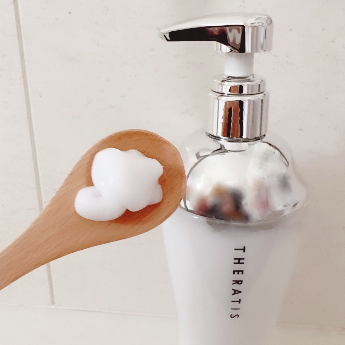 ナイトリペア シャンプー/ヘアトリートメント/THERATIS/シャンプー・コンディショナーを使ったクチコミ(3枚目)