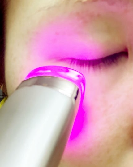 アクシージア メイト フォーアイズ/AXXZIA/美顔器・マッサージを使ったクチコミ(4枚目)