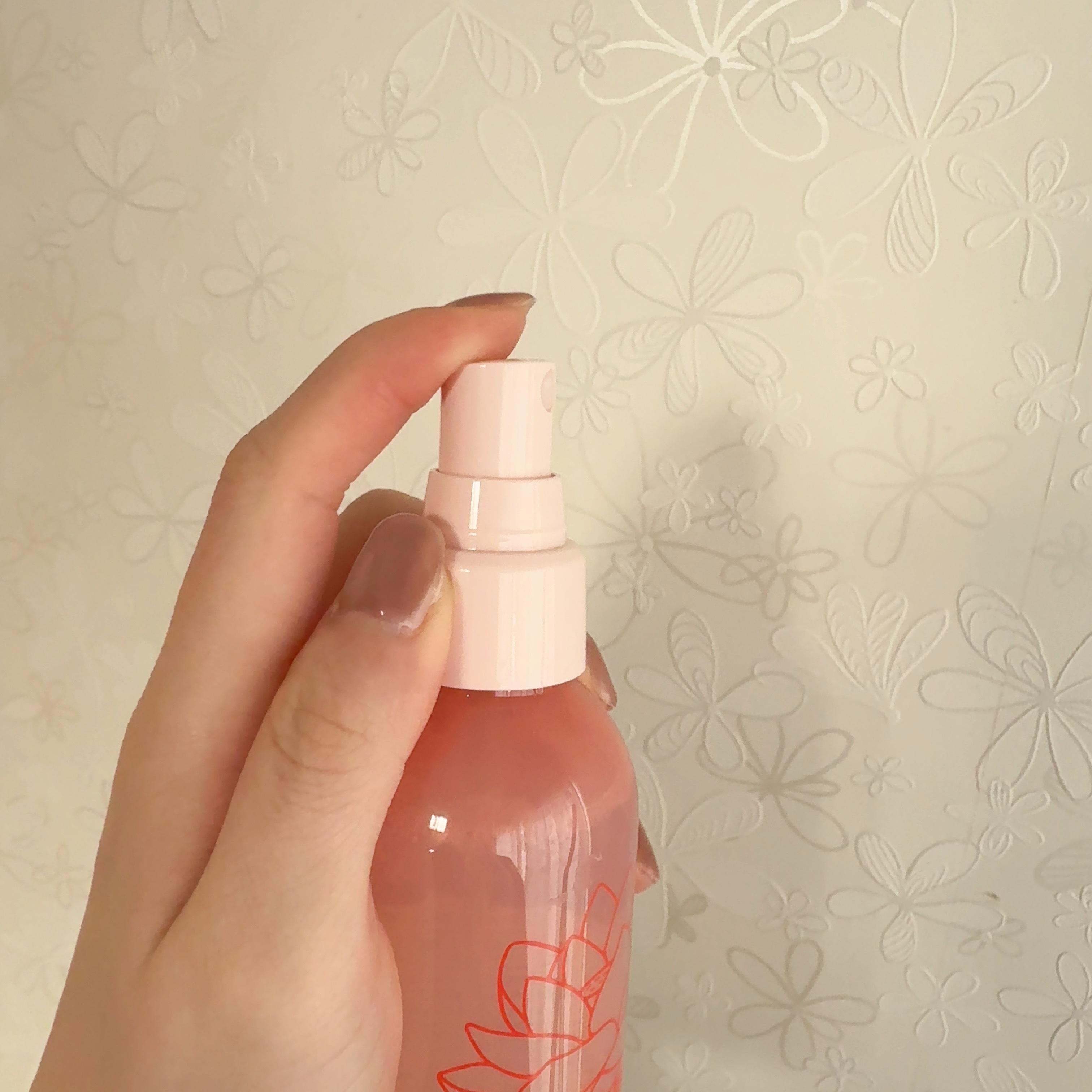 ロータス ワンデーストレート ヘアミスト ティー＆シトラスの香り/ダイアン/ヘアミストを使ったクチコミ（3枚目）