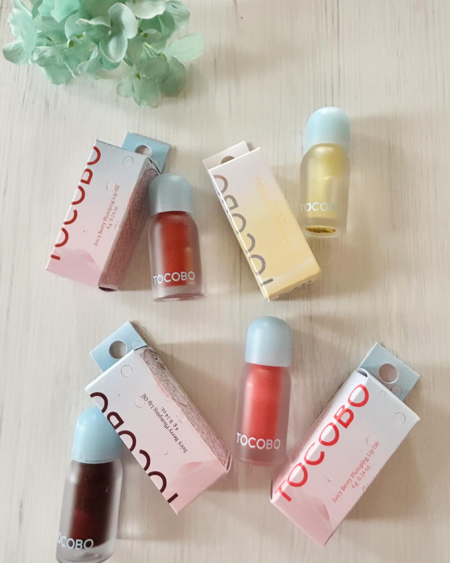 ジューシーベリープランピングリップオイル/TOCOBO/リップグロスを使ったクチコミ（1枚目）