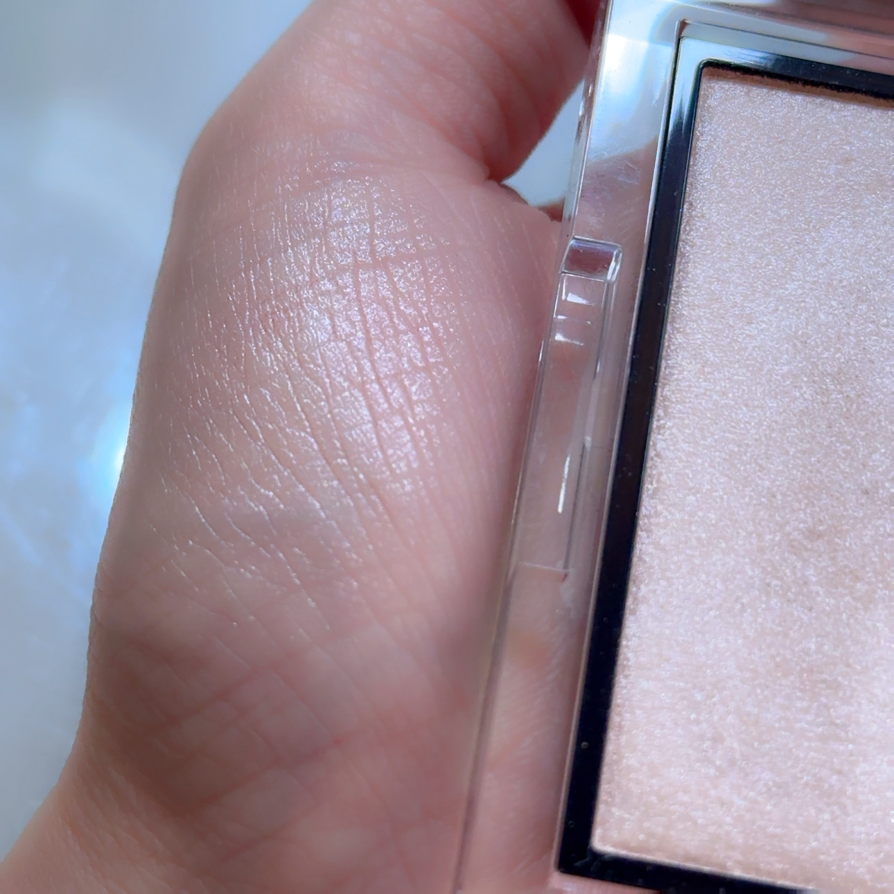 アディクション ザ ブラッシュ ニュアンサー/ADDICTION/パウダーチークを使ったクチコミ（3枚目）