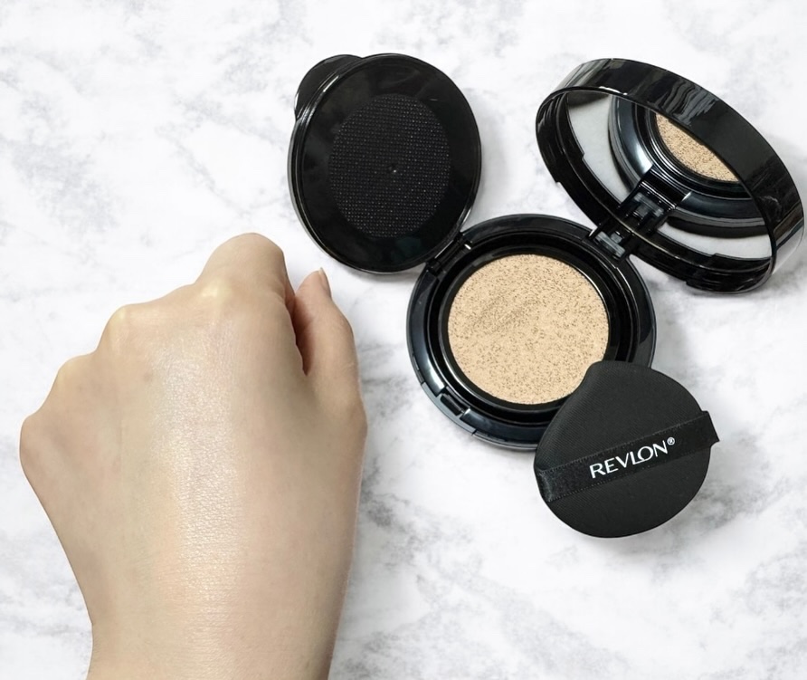 レブロン カラーステイ ロングウェア UV クッション ファンデーション 002 バフ/REVLON/クッションファンデーションを使ったクチコミ（2枚目）