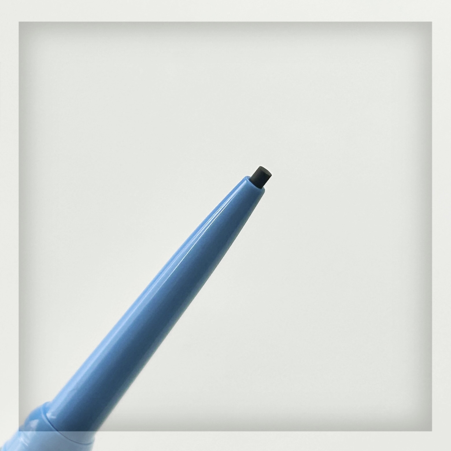 「密着アイライナー」極細クリームペンシル/デジャヴュ/ペンシルアイライナーを使ったクチコミ（2枚目）