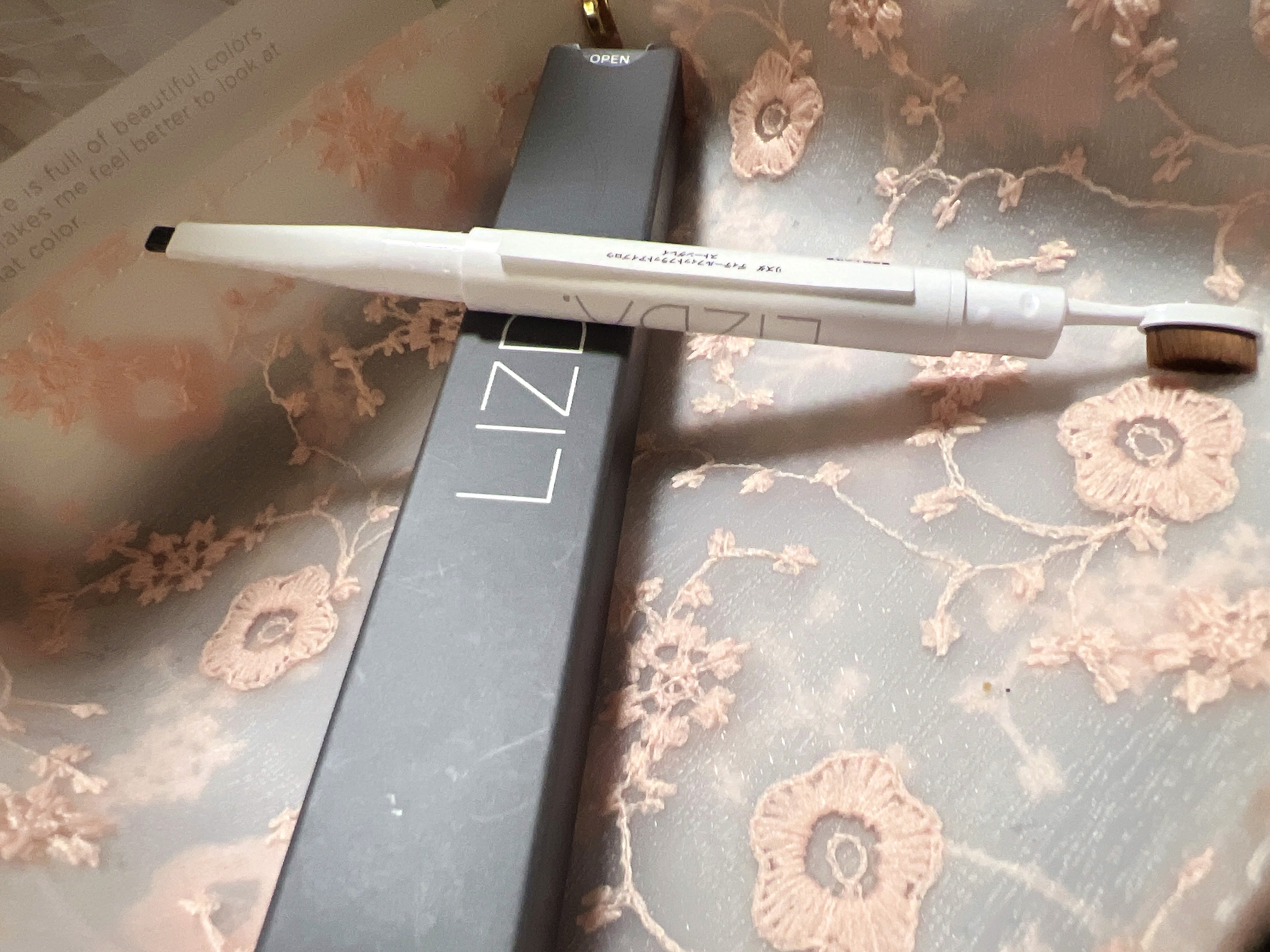 グリマーリキッド/K-パレット/グリッターを使ったクチコミ（2枚目）