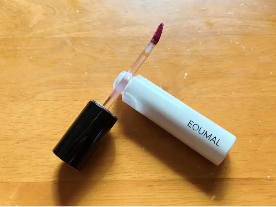 ノンセクショングローリーティント/EQUMAL/リップティントを使ったクチコミ（3枚目）