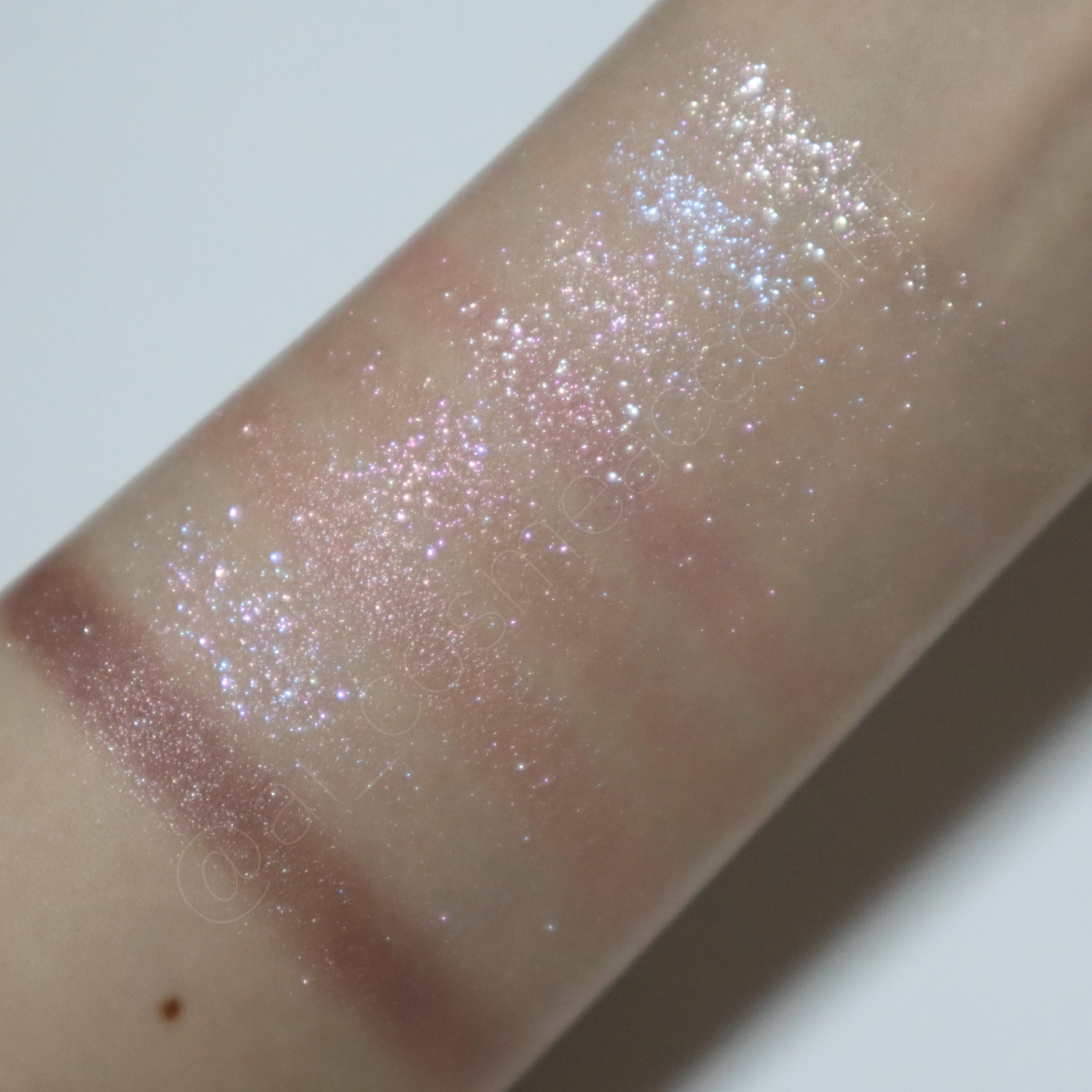 プティパレットアイズ（スパークリングタイプ）/キャンメイク/アイシャドウを使ったクチコミ（3枚目）