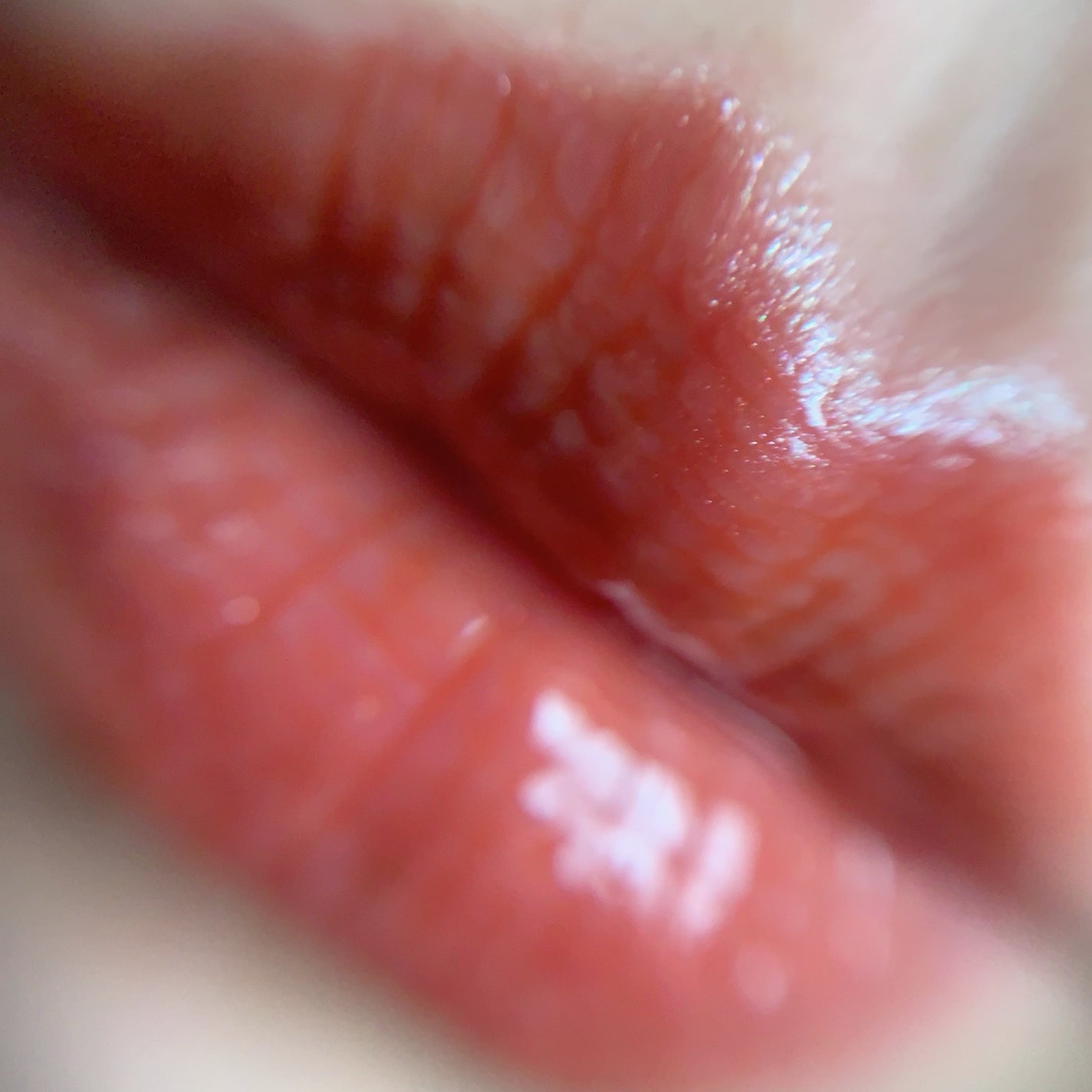 ジューシーベリープランピングリップオイル/TOCOBO/リップグロスを使ったクチコミ(4枚目)