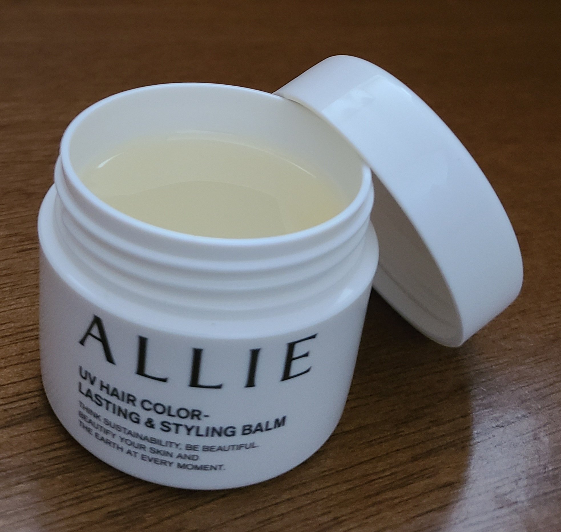 アリィー クロノビューティ UV ヘアカラーラスティング＆スタイリング バーム/アリィー/ヘアバームを使ったクチコミ（1枚目）