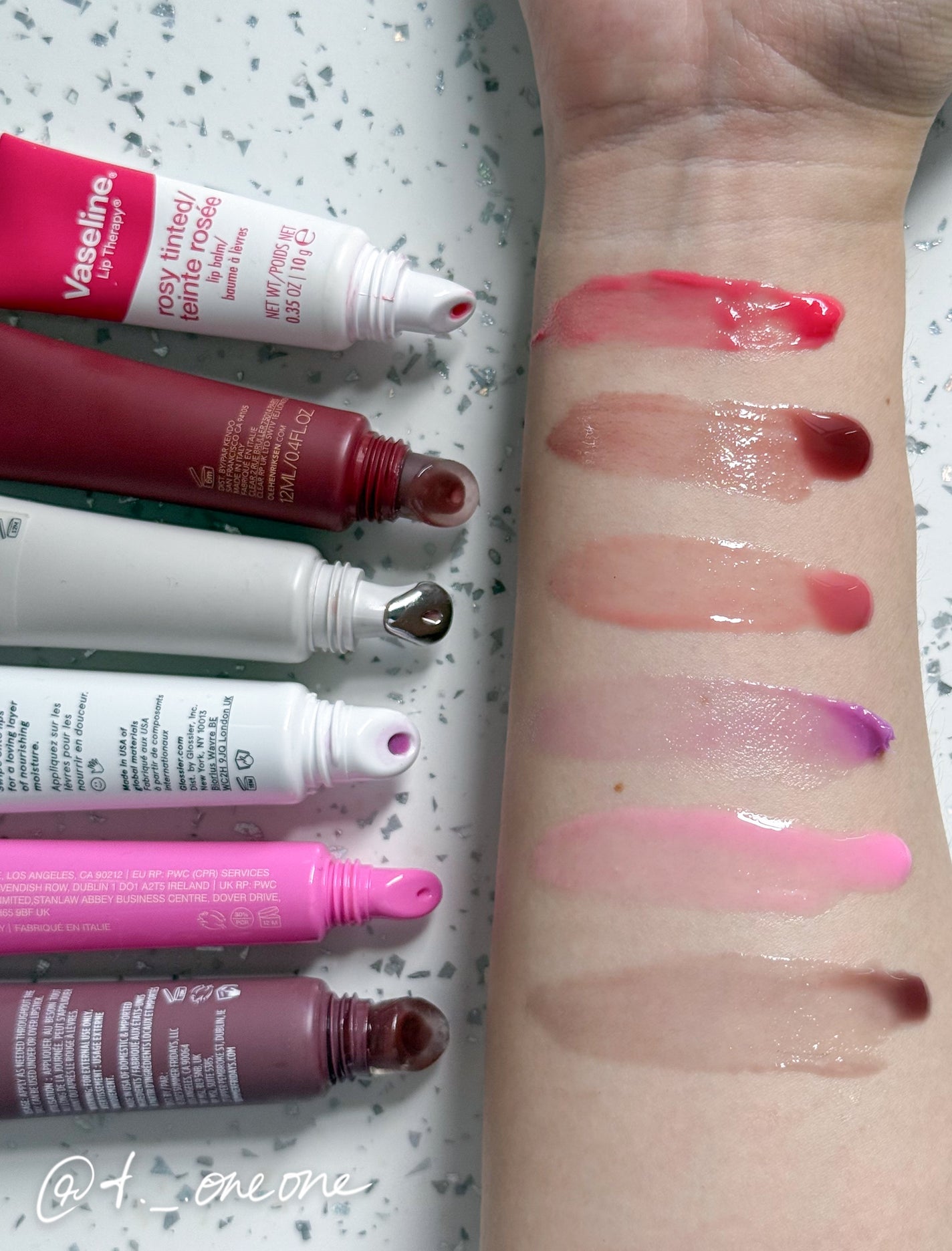 Balm Dotcom/Glossier./リップバームを使ったクチコミ(3枚目)